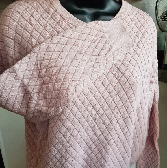 Forever 21 Pink Crew Neck Sweater - Picture 1 of 6